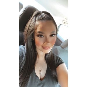 Meet your Posher, Shanel